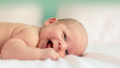 Photo of Язык тела ребенка: 7 подсказок, как понять младенца